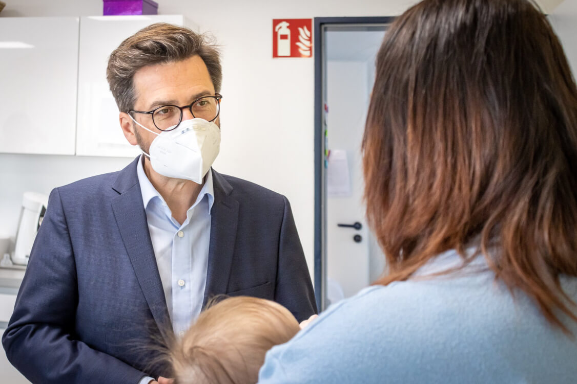 Thomas Kutschaty und Ibrahim Yetim bei »Die Pflege« Thomas Kutschaty und Ibrahim Yetim bei »Die Pflege«